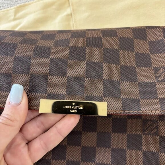 Authentic NEW LOUIS VUITTON Favorite MM Shoulder Bag N41129 Damier ebene - Picture 3 of 15